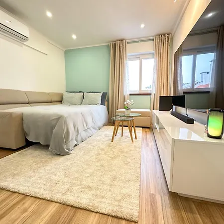 Lisbon Luxury Apartament For Family Apartman