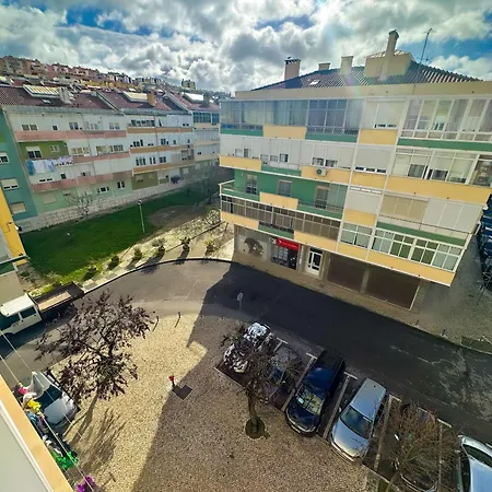 Lisbon Luxury Apartament For Family 아파트 *